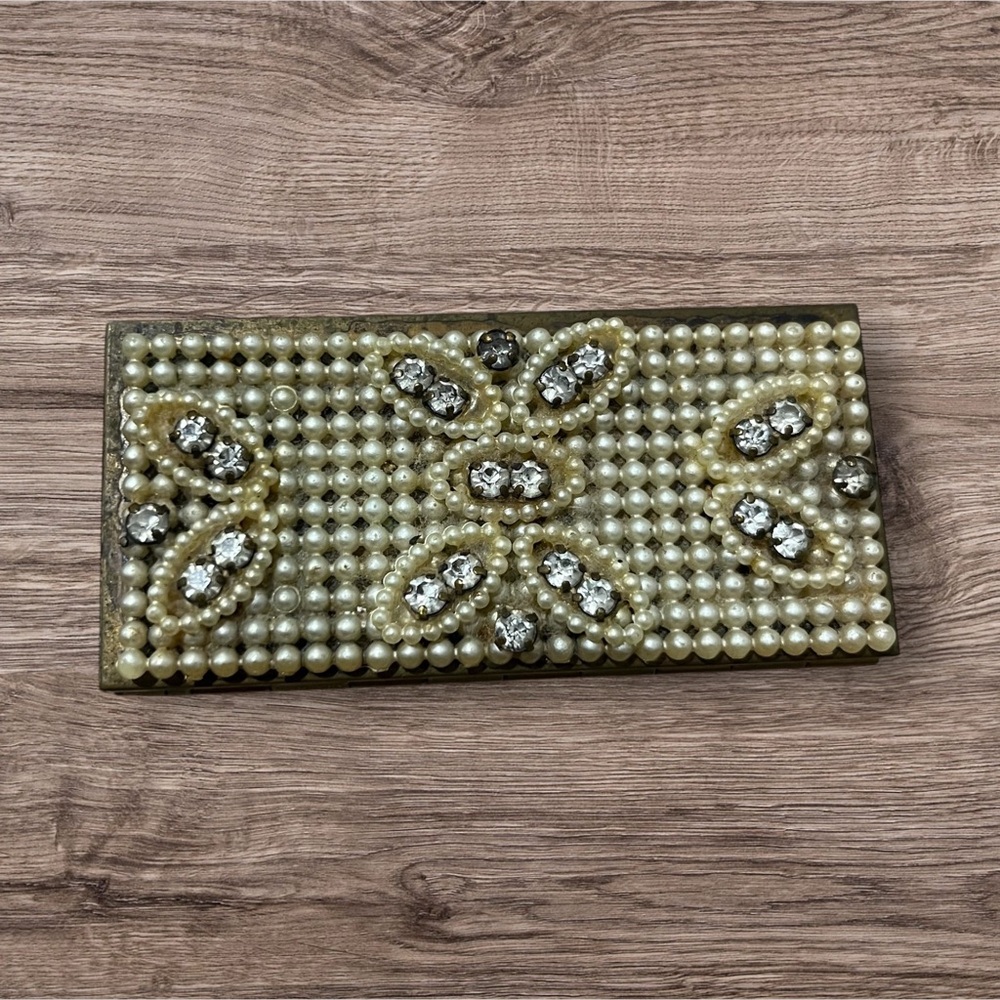 Vintage Wiesner of Miami Trickettes Rhinestones Faux Pearls Makeup‎ Compact